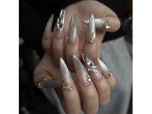 リノン(Linon)の雰囲気(長さだし、ロングネイルが人気メニューです)