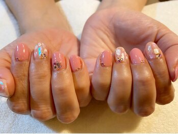 スパフーラ(Spa HULA)/ピンクシェルネイル