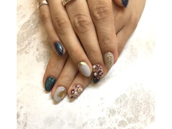 チアロ(Chiaro)/お客様ネイル