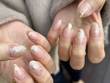 ネイルアルケー(Nail ARCHE)/ゴールドニュアンスネイル