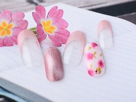 ふんわりバラ+マグネットネイル