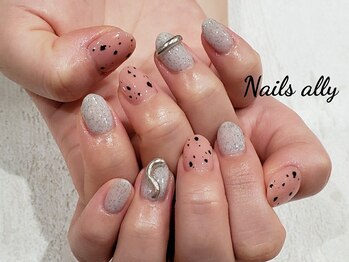ネイルズアリー 立川店(Nails ally)/リングネイル×うずら×もやもや