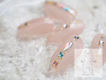 オトナネイル(otona nail)/ピンクベージュジュエリーネイル