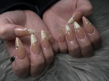 【スカルプ・長さだし特化】nailstudio LOGI -フィルイン/長さだし/スカルプ-/バターイエローフレンチ