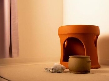 サロン ミナミ(SALON MINAMI)の写真/よもぎ蒸しで血行促進&冷え改善♪国産よもぎ・本場韓国産よもぎからお選び頂けます☆女性のお悩みにも◎