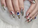 宝石ネイル