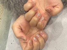ネイルアンドアイラッシュ アヴィ(Nail and Eyelash A'vi)/ハンドジェル☆ニュアンスネイル