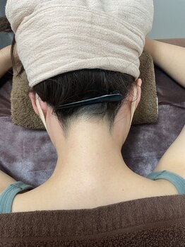 カルム(calm.)/うなじシュガーリング後