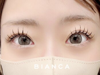 ビアンカ 名駅店(Bianca)の写真/【LEDエクステ導入!】マツエク＆マツパで作るデザインまつげ【&Healthy】が可愛い☆バインドロックの相性◎