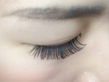 キラニコ(Kira&Nico)の写真/【完全個室♪駐車場完備◎】丁寧なカウンセリングで理想のお目元に！モチの良さでリピーター様多数！