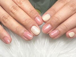 ラメ入りピンク×イエローネイル