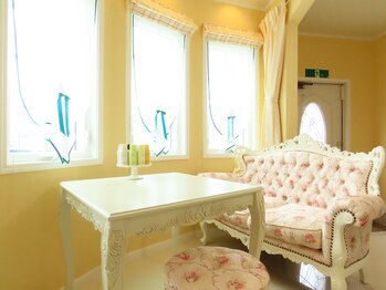 サロン ヴィーナス(VENUS)/カウンセリングスペースはこちら