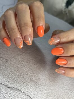 ローレル(Laurel)/ネオンカラー