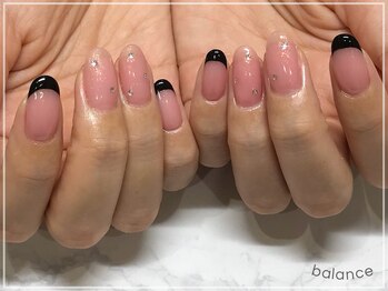 バランス 泉中央店(balance)の写真/特別な日のネイルは当店にお任せ！豊富なカラーとパーツで、お客様それぞれに似合うデザインをご提案♪