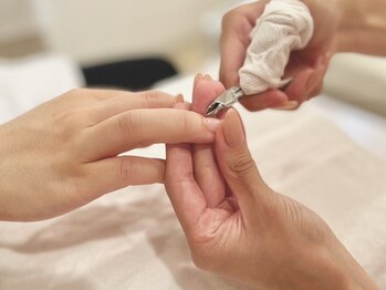 ネイルクリニック(NAIL CLINIC)の写真/本格派ネイルケア☆爪の健康と仕上がりの美しさを重視。周りから褒められる理想のネイルを◎フィルイン対応