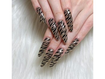 ルピナス(LUPINAS)/ゼブラ柄ロングスカルプ！