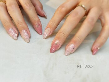 ネイル ドゥ 岡山駅前店(Nail Doux)/ふんわりフラワーネイル