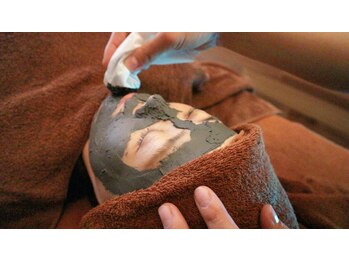 かるなる 四国健康村店/毛穴きれいなる