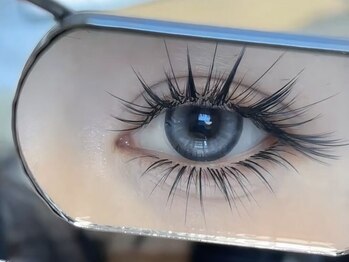 リリィ(LiLy)の写真/【濃さ・モチ・デザイン重視の方にオススメ】理想の目元を実現したいあなたにぴったりなサロン！