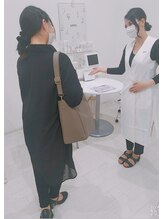 ポーラ ザ ビューティ アクロスプラザ大分駅南店(POLA THE BEAUTY)/カウンセリングコーナーへご案内