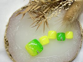 縦グラデーション ネオン フット