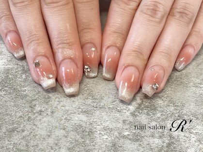 アール(R')の写真