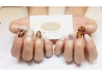 ネイルアンドアイ ミント(nail＆eye mint)/秋ネイル