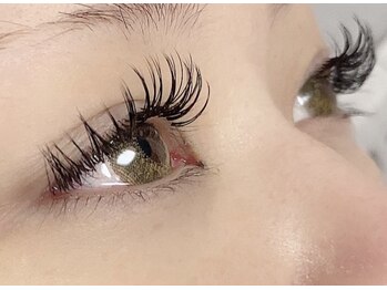 アンボワーズ(Amboise)/まつげエクステ150本