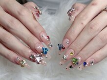 ジュリネイルスタジオ(Julli Nail Studio)/キラキラ、つけ放題