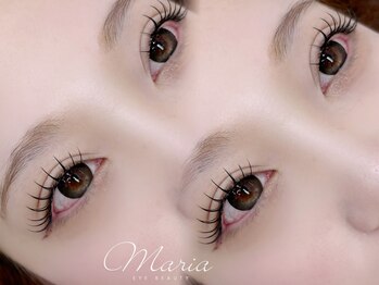 マリアアイビューティー 西梅田(Maria Eye Beauty)の写真/落ち着いた空間で施術【マツエク/マツエク上下】毎朝のマスカラ時間を短縮できて、ぱっちり目元が叶う♪