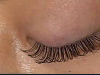 グランプリLashの写真/【金土日限定の完全プライベート空間】ふんわりボリュームを叶えるボリュームラッシュ専門サロン☆