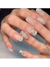 ホワイトキルティングネイル