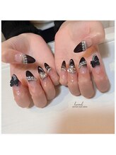 ハヌル(haneul.)/ブラック/キラキラリボンネイル