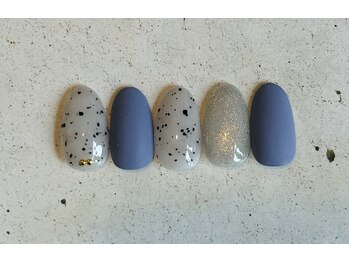 ネイルサロン エムズ(Nail Salon M's)/さりげなくダルメシアン柄を☆