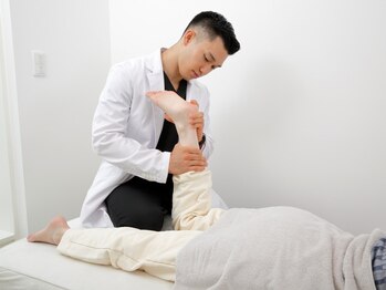 ヒラメント 藤沢(Hilament)の写真/どうしても冷える下半身や足首。冷えからくる睡眠改善・むくみケアをしましょう。