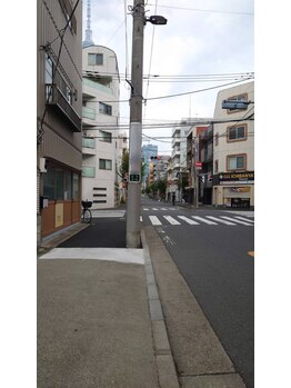 アンティ(Aunty)/錦糸町北口から押上方面へ