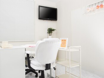 コットンローズ(Cotton Rose)/店内はDVD・キッズスペースあり