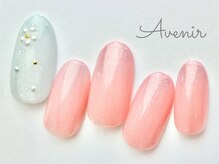アヴィニール 表参道(Avenir)/パールフラワーネイル 
