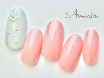 アヴィニール 表参道(Avenir)/パールフラワーネイル
