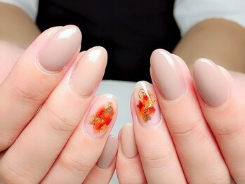 シュクル(Sucre)/ひかえめべっ甲ネイル♪