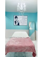 ビーナスアイスブルー(Venus ICE BLUE)/オードリーの名言