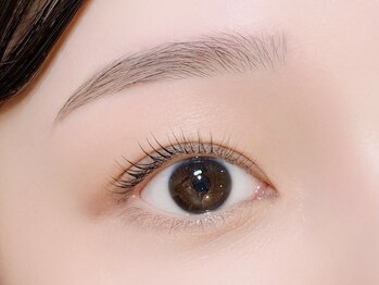 ルシェリス(Le Cheriss.)の写真/【お肌に優しいアイブロウWAX使用】実力派スタッフが骨格などをしっかり見極めあなたに合った眉をご提案!