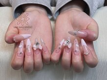 ウメネイルスタジオ(UME NAIL STUDIO)/長さだしやり放題×つけ放題