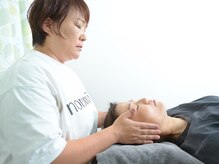 ふらっと。の雰囲気（頭にそっと触れるだけの脳もみ！）