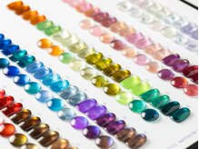NIJI NAIL 松戸店【持ち込み/長さだし/パラジェル/マグネット/フィルイン】の雰囲気（色について２色まで選べます）