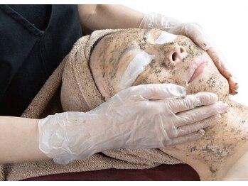 ルピナス ヒサヤ(LUPINUS hisaya)の写真/肌荒れ,ニキビケア,毛穴等の肌悩みを徹底解消！歴10年以上の技術,経験と豊富な美肌メニューで理想の肌へ♪
