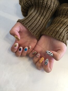 レビー(Revie)/アート