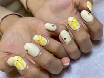 ジェムネイル(Jem Nail)の写真/21時まで営業！仕事帰りに気楽に寄れる♪平日遅くまで開いてるから、あなただけの特別な指先へ。