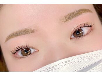 マウム(maum)/ラッシュリフト+眉毛ワックス