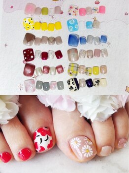 メイクプラスネイル ヴィヴィッド(MAKE+NAIL vivid)の写真/大人気フットジェル♪アート込定額◆写真 左6380円右7480円◆フットジェルに角質ケア追加は+3300円でOK